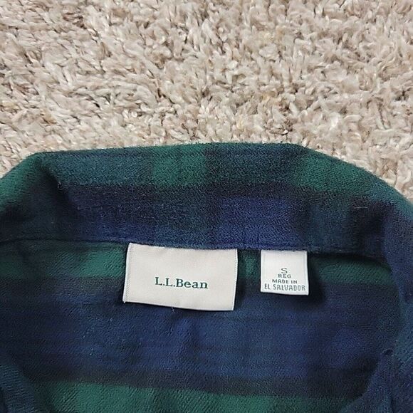 LL Bean Flannel Pajama Top Women Size Small Green Scotch Plaid Button Up - Picture 2 of 8